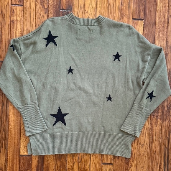 PISTOLA Daria Crewneck Sweater Knit Oversized Stars Graphic, Small, Olive Green - Picture 2 of 6